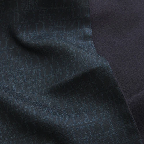 Foulard Frangé Marine Foncé Qaeter , "Northern Lights" (aurores Boréales) 5 Foulard Frangé Marine Foncé Qaeter , "Northern Lights" (aurores Boréales) – Image 5