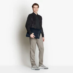 Sac à Provisions Bleu Marine, Avec Bandoulière 11 Sac à Provisions Bleu Marine, Avec Bandoulière -Zilli Boutique 1e752222b16ce7e6a666d61cbf2688bdd1ffe0a6 G0013AM1015VCON30N002 9 43034.1744381084