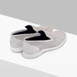 Loafers Gris Clair En Veau Velours Perforé Et Veau Velours Souple 7 Loafers Gris Clair En Veau Velours Perforé Et Veau Velours Souple -Zilli Boutique 2fe5305268e4a1dda2c6bfc6426bf0f883370118 H0090AM1003VRUL01 N112 3 55891.1744381037