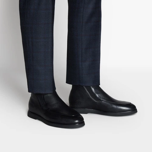 Bottes En Peau De Daim Noire, Détails En Crocodile 2 Bottes En Peau De Daim Noire, Détails En Crocodile – Image 2