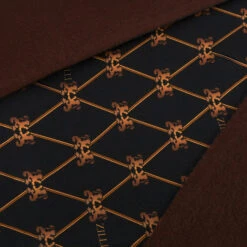 Echarpe à Franges Oniro Marron Et Noir, Imprimé « Griffon Losanges » 7 Echarpe à Franges Oniro Marron Et Noir, Imprimé « Griffon Losanges » -Zilli Boutique 3dc0309316460a3995e10ac75e9d2e18996acdbe SWF003M0336VJ0000N50L DET2 56910.1744380998