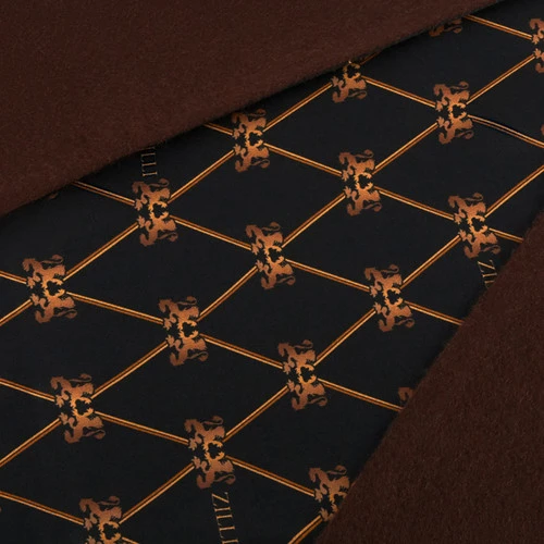 Echarpe à Franges Oniro Marron Et Noir, Imprimé « Griffon Losanges » 4 Echarpe à Franges Oniro Marron Et Noir, Imprimé « Griffon Losanges » – Image 4