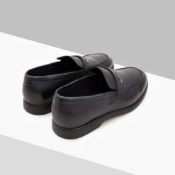 Mocassins Bleu Marine Foncé "Metal Z", Doublure En Cachemire 6 Mocassins Bleu Marine Foncé "Metal Z", Doublure En Cachemire -Zilli Boutique 77ae94e2c4f5f3ad252134c7feb098b0dde8429e H0147AM1155VZTP02N220 3 79745.1744381110