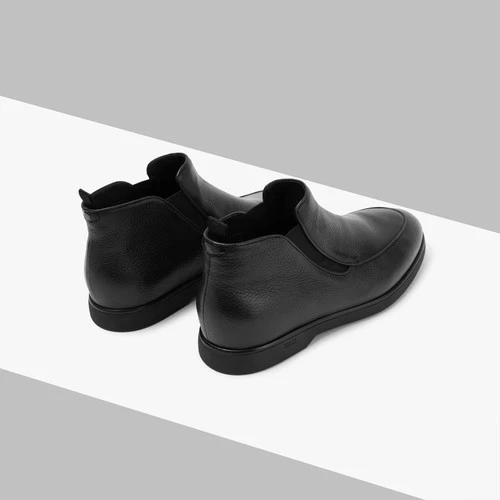 Bottes En Peau De Daim Noire, Détails En Crocodile 4 Bottes En Peau De Daim Noire, Détails En Crocodile – Image 4