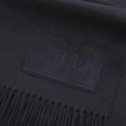 Écharpe Frangée Marine Foncée Qaeter 5 Écharpe Frangée Marine Foncée Qaeter -Zilli Boutique 8b144ee7430ebb0ece9e920e867774fe150bb626 SQAE00M0320VMZFH0N220 3 90936.1744381004