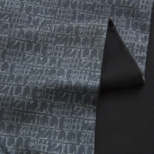 Écharpe Frangée Noire Qaeter , "Northern Lights" (aurores Boréales) 4 Écharpe Frangée Noire Qaeter , "Northern Lights" (aurores Boréales) – Image 4