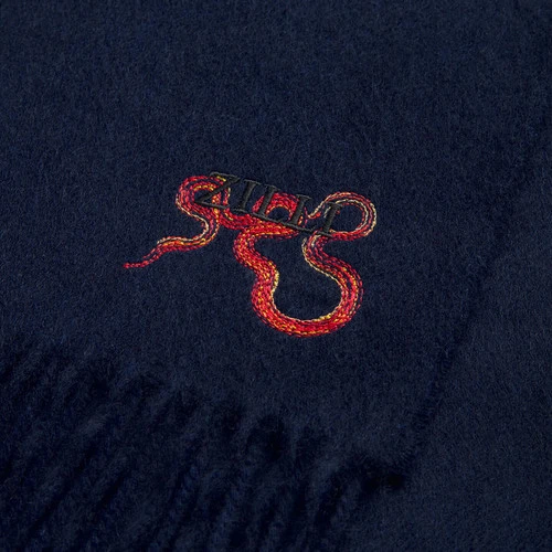 Echarpe Bleu Marine Avec Franges 3 Echarpe Bleu Marine Avec Franges – Image 3