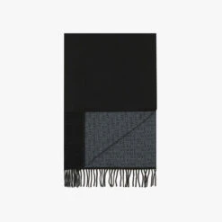 Écharpe Frangée Noire Qaeter , "Northern Lights" (aurores Boréales) 5 Écharpe Frangée Noire Qaeter , "Northern Lights" (aurores Boréales) -Zilli Boutique a5438ef930059f028b3e87c82c1edae40ab16001 SQAE00M0330VNOL00N001 2 92279.1744381023