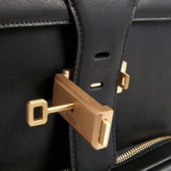 Sac à Dos D'affaires Contemporain, Ouverture à Rabat 12 Sac à Dos D'affaires Contemporain, Ouverture à Rabat -Zilli Boutique a625531cd14d501f666b5008b5619dbef097eb87 G0012AM1015VCON30N001 6 54597.1744381044