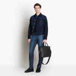 Porte-documents Noir Avec Bandoulière, "Travel Weekender". 10 Porte-documents Noir Avec Bandoulière, "Travel Weekender". -Zilli Boutique a64843de1cd619165998dcc0e5b70828dd41404a G0008AM1990VWEE15N002 0589 06996.1744798786