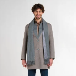 Echarpe à Franges Oniro Gris Perle Et Craie, Imprimé « Griffon Mirror » 5 Echarpe à Franges Oniro Gris Perle Et Craie, Imprimé « Griffon Mirror » -Zilli Boutique ac178f67c0e3308b2509135704c4b5781799ac19 SWF003M0336VK0000 N18C 3 58433.1744381110