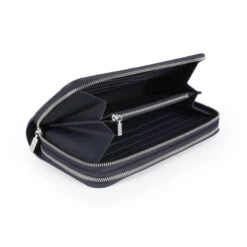 Organiseur Zippé En Cuir De Veau Bleu Marine 11 Organiseur Zippé En Cuir De Veau Bleu Marine -Zilli Boutique b1d830d45573482af22a82e023b48e5b50bc488d LJOE01M1015VIMP10N002 6 10187.1744798805