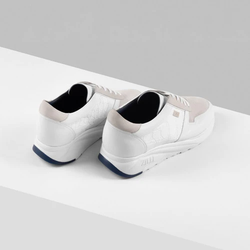 Sneakers Run Blanc Et Gris Perle En Veau, Veau Velours Et Crocodile 3 Sneakers Run Blanc Et Gris Perle En Veau, Veau Velours Et Crocodile – Image 3