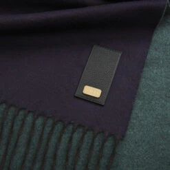 Echarpe à Franges Quirror Marine Foncé Et Vert Sapin 7 Echarpe à Franges Quirror Marine Foncé Et Vert Sapin -Zilli Boutique d753c2d58910f2a560066b185556dca9573c54f6 SQIR00M0238VZLVP0N22P 4 83332.1744380997