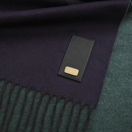 Echarpe à Franges Quirror Marine Foncé Et Vert Sapin 4 Echarpe à Franges Quirror Marine Foncé Et Vert Sapin – Image 4