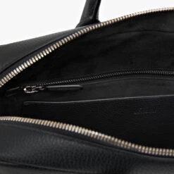 Porte-documents Noir Avec Bandoulière, "Travel Weekender". 14 Porte-documents Noir Avec Bandoulière, "Travel Weekender". -Zilli Boutique dcb1d7418ce88a9b82f45df733001e75b79fa82e G0008AM1990VWEE15N002 6 78250.1744798788