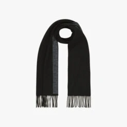 Écharpe Frangée Noire Qaeter , "Northern Lights" (aurores Boréales) 6 Écharpe Frangée Noire Qaeter , "Northern Lights" (aurores Boréales) -Zilli Boutique ed19024dfdbf8d886adb6144721df45cd69a3aef SQAE00M0330VNOL00N001 3 87239.1744381023