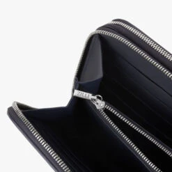 Organiseur Zippé En Cuir De Veau Bleu Marine 12 Organiseur Zippé En Cuir De Veau Bleu Marine -Zilli Boutique f7f969a579cb515ac9e0435582e7e17b67a9c027 LJOE01M1015VIMP10N002 7 71524.1744798805