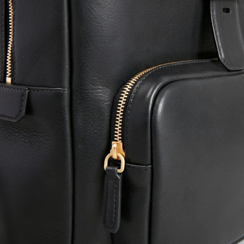 Sac à Dos D'affaires Contemporain, Ouverture à Rabat 4 Sac à Dos D'affaires Contemporain, Ouverture à Rabat – Image 4